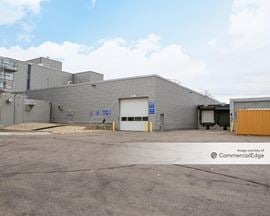 Highway 55 Business Center