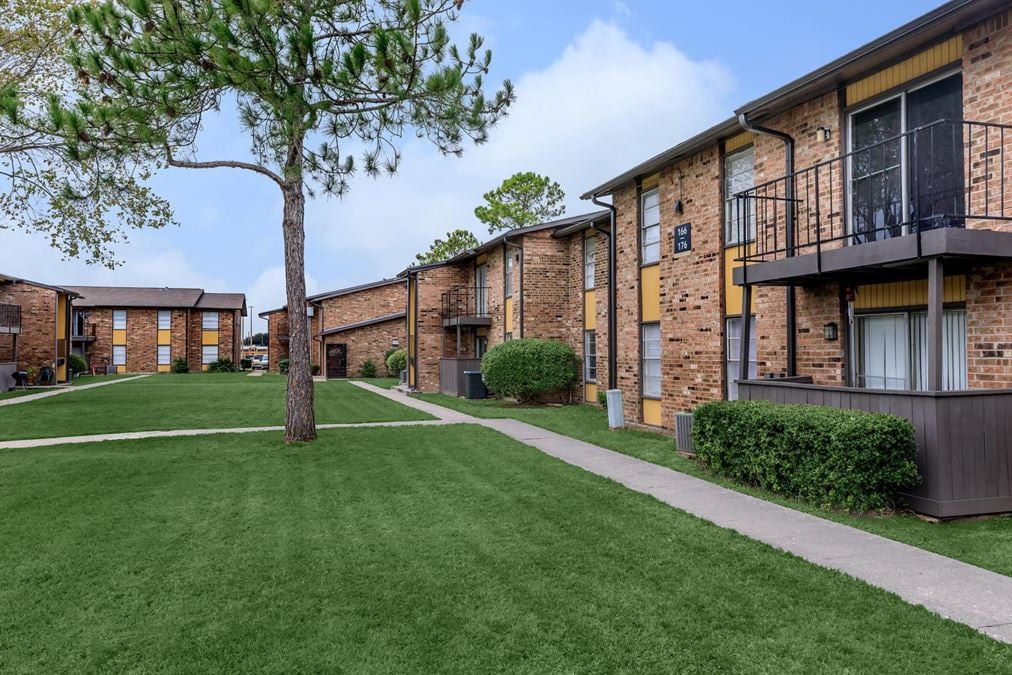 Vista Gardens Apartments