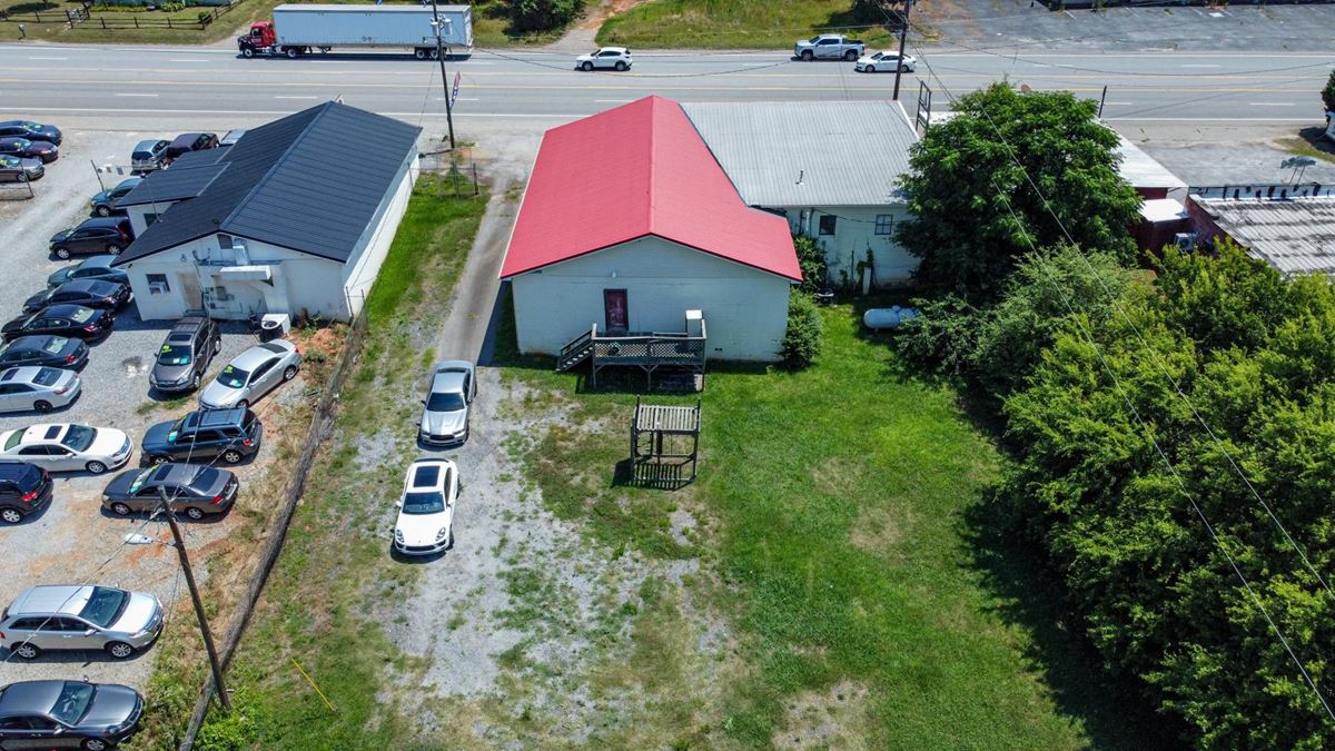 3,600 SQ FT Flex Shop or Retail Space on HWY 76