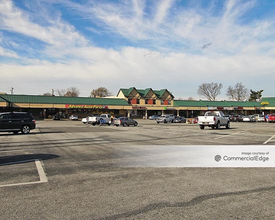 Crossroads Shopping Plaza