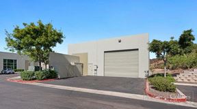 For Sale or Lease | ±2,955 SF Warehouse/ ±1,045 SF Office | La Mirada Dr