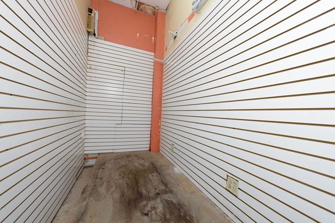 500 - 1,000 SF | 534 Sutter Avenue | East New York Vented Retail Spaces with Glass Frontage for Lease