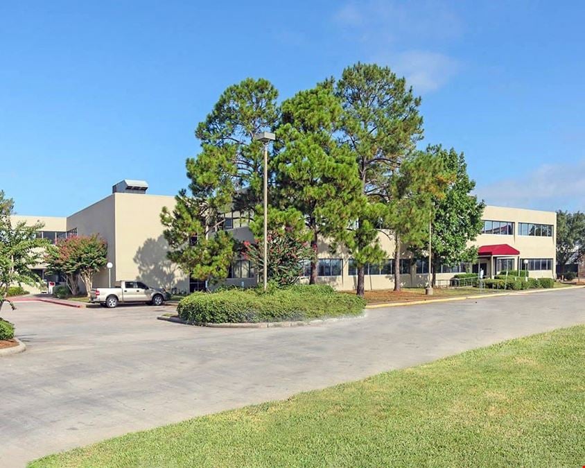 14011-14015 Park Dr