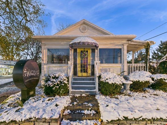 329 E Dayton Dr