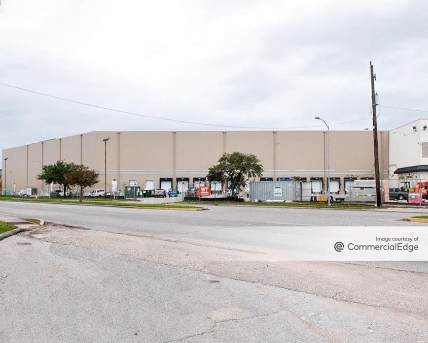 3100 Blvd 3100 Blvd Industrial Building