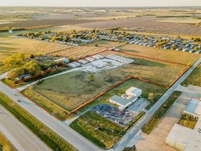 1101 E HWY 67