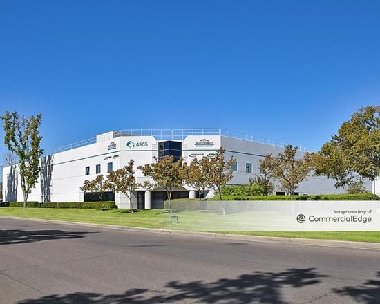 Prologis Anaheim Industrial Center - 4905-4955 East Hunter Avenue & 4985 East Landon Drive