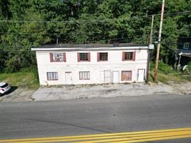 1820 Washington Street W