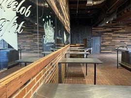 Restaurant/Bar