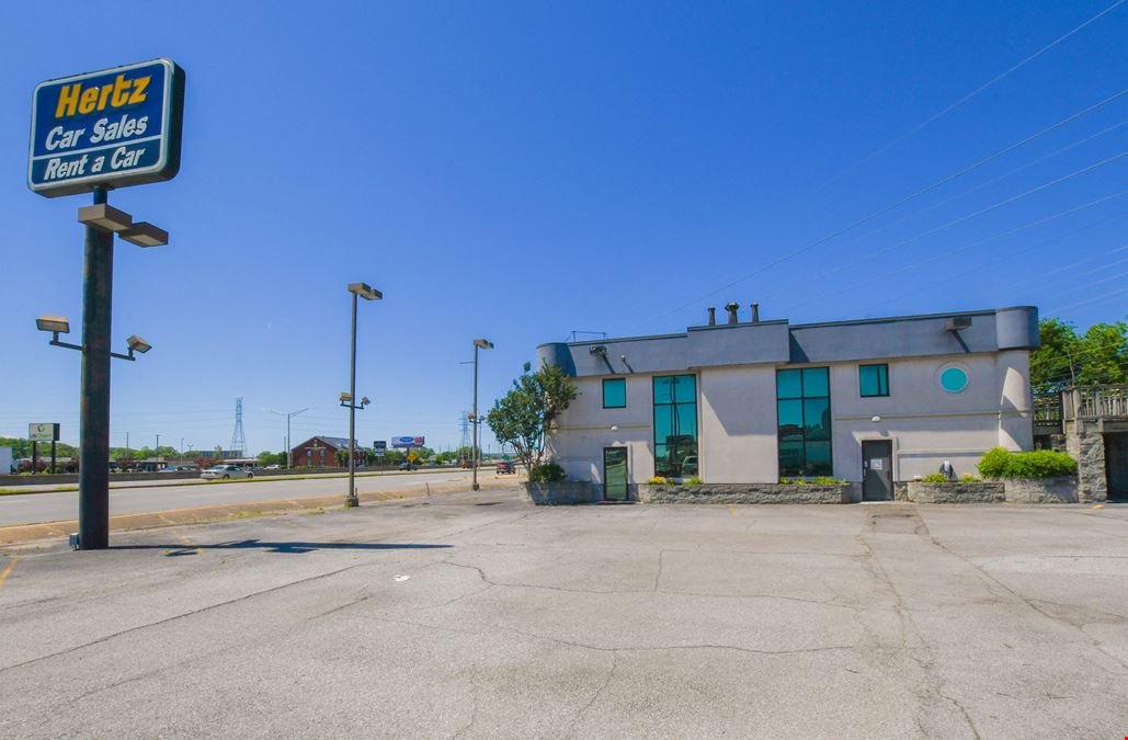 2223 Memorial Pkwy SW