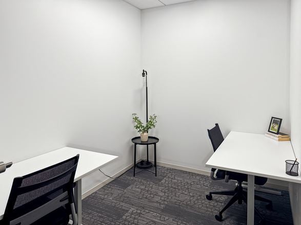 Spaces - Chicago- 1 N State Street