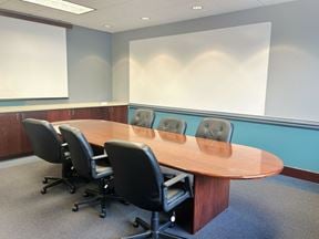 200 Cascade Pointe Ln, Unit 105