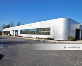 Equi-Park Industrial Center - 101-125 Comac Street