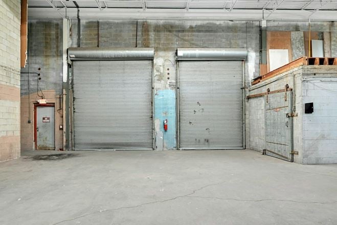 610 Commercial Ave