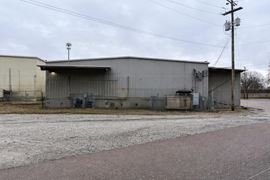 N Royal Truck Shop
