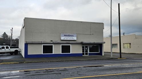 735 Commerce Ave
