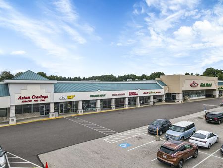 Retail space for Rent at 574-622 South Ave in Tallmadge