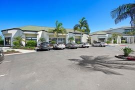 285 North El Camino Real