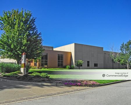 Photo of commercial space at 6675 Daniel Burnham Drive in Portage