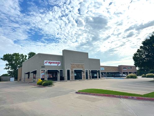 2001 SE Green Oaks Boulevard