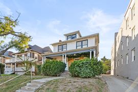 3826 Warwick