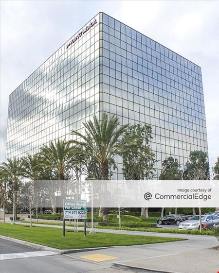 Commercial space for Rent at 600 City Pkwy West in Orange