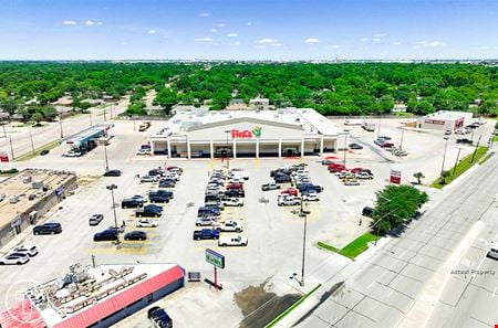 Retail space for Sale at 11445 Garland Rd in Dallas