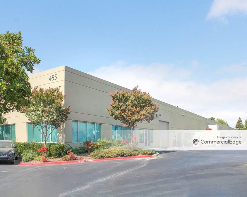 455 North Canyons Pkwy, Livermore, CA | Office Building