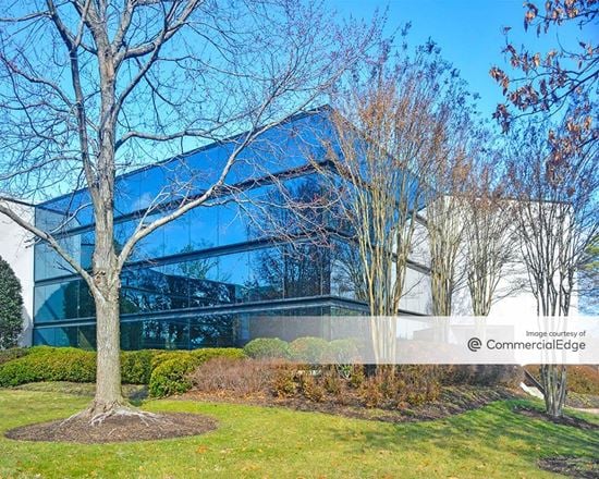 Innsbrook Corporate Center - Commonwealth Building