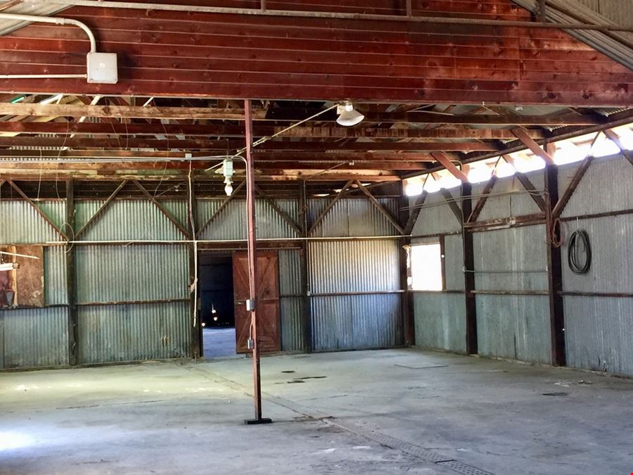 Freestanding Industrial Building on ±1.49 Acres in Porterville