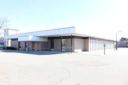 Photo of commercial space at 1212 N Main Street in North Canton