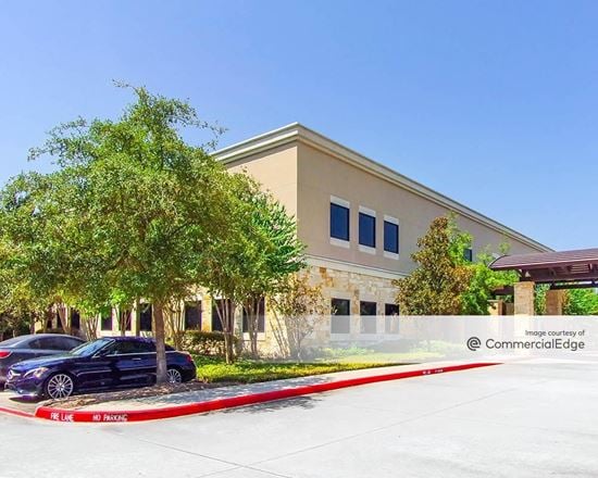 Pinecroft Medical Plaza