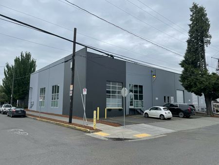 Industrial space for Rent at 3630 SE 20th Ave in Portland