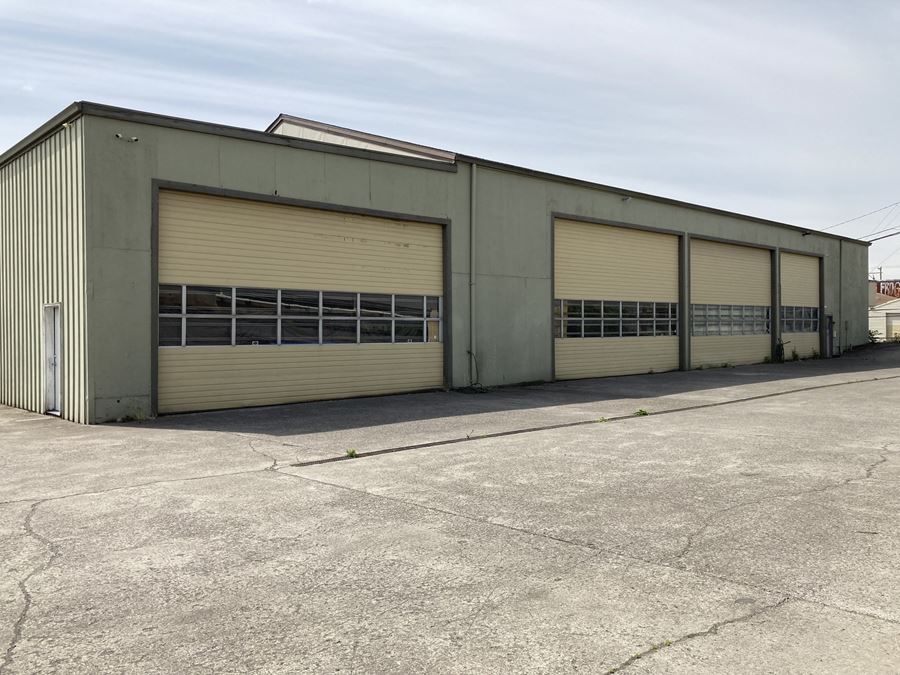 Close-In Eastside Warehouse with Yard