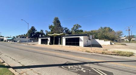 Retail space for Rent at 1215-1217 N. Western Avenue in Oklahoma City