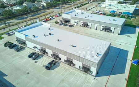 Photo of commercial space at 3820 N Mason Rd in Katy