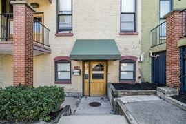 339 Division Avenue S