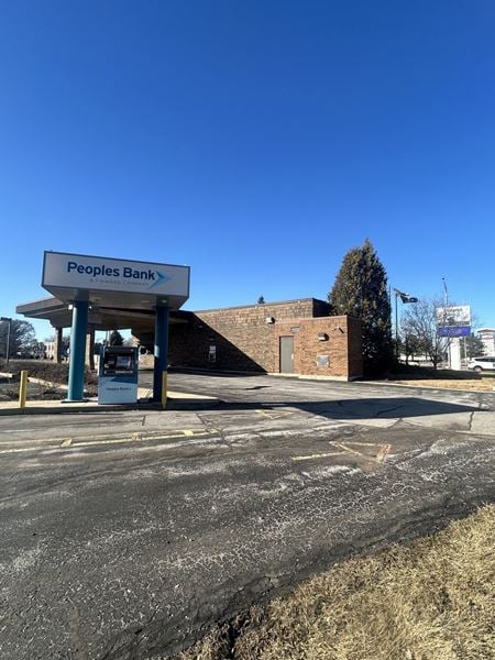 Retail space for Sale at 1300 Sheffield Ave in Dyer