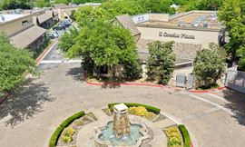 II Creeks Plaza