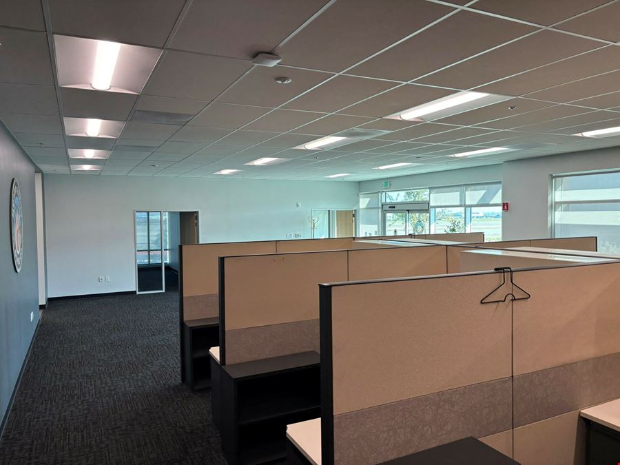 CLASS A OFFICE AND DISTRIBUTION SPACE
