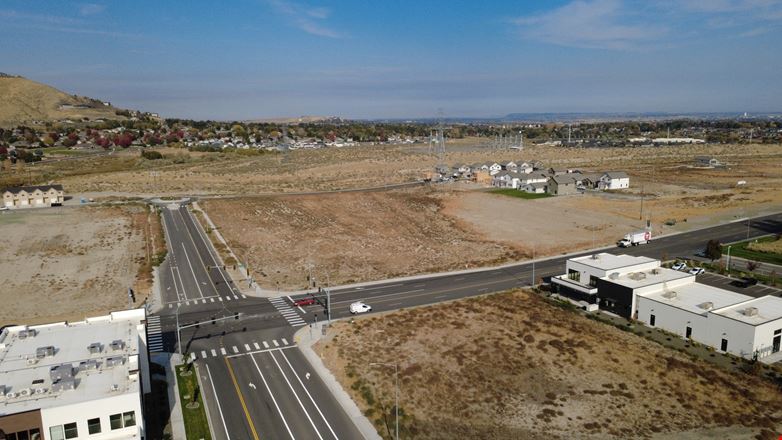 10th & Clearwater Commercial Lots