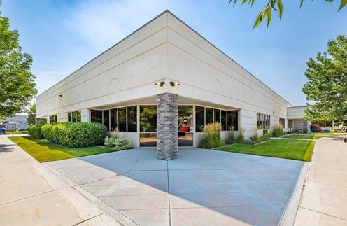 Cottonwood Plaza