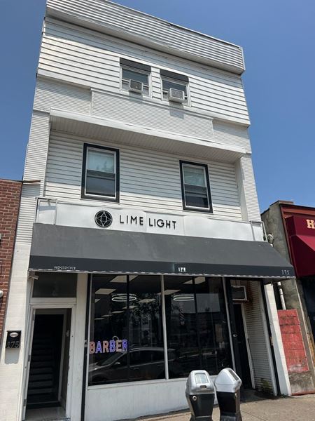 Retail space for Sale at 175 Main St in Orange