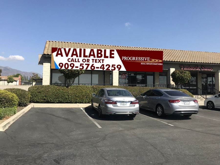 Retail / Office Space Available NWC of Mountain & Foothill -Anchored by The Habi