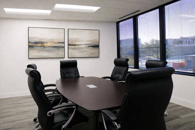 Twinrose Coworking - Midway Media Centre