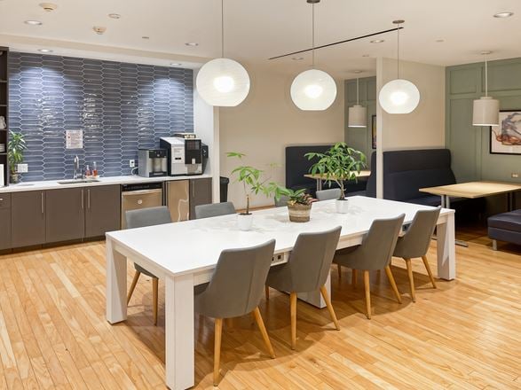 Regus - Glendale - Brand Blvd
