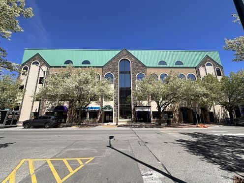 317B - 319 E Front Street