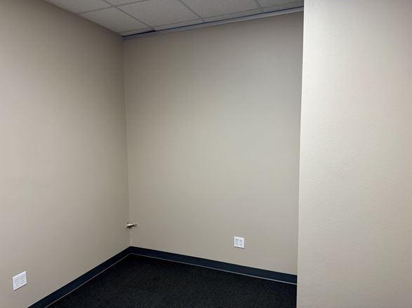 Office Space Along I-20