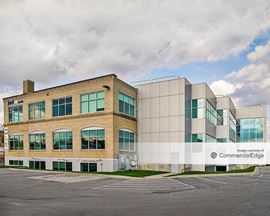 1000 University Avenue West