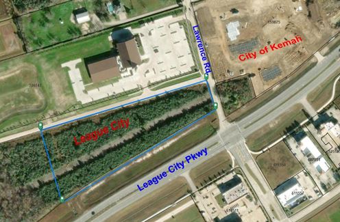 7 Acres - Commercial corner tract